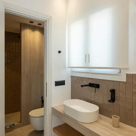 Anemelia Way Of Living