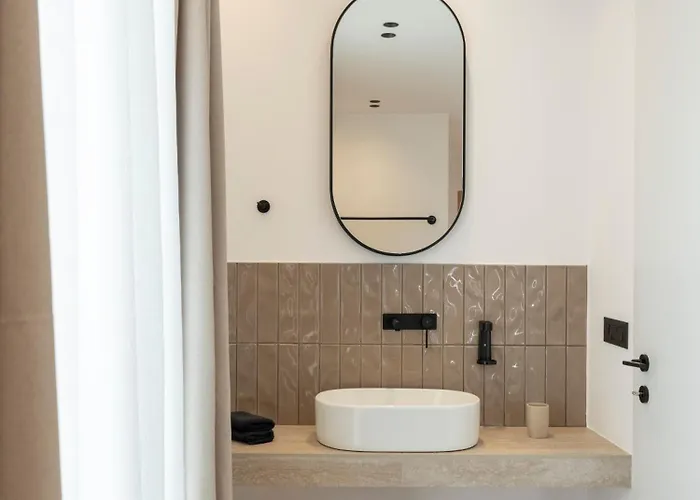 Anemelia Way Of Living Náusza