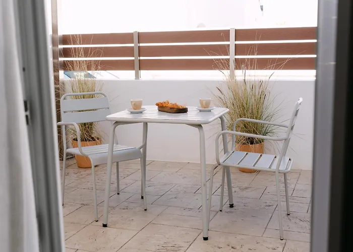 Anemelia Way Of Living